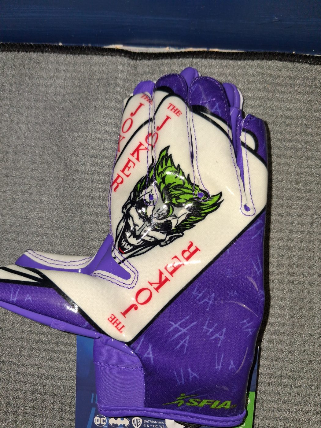 Phenom The Joker Football Gloves, palm