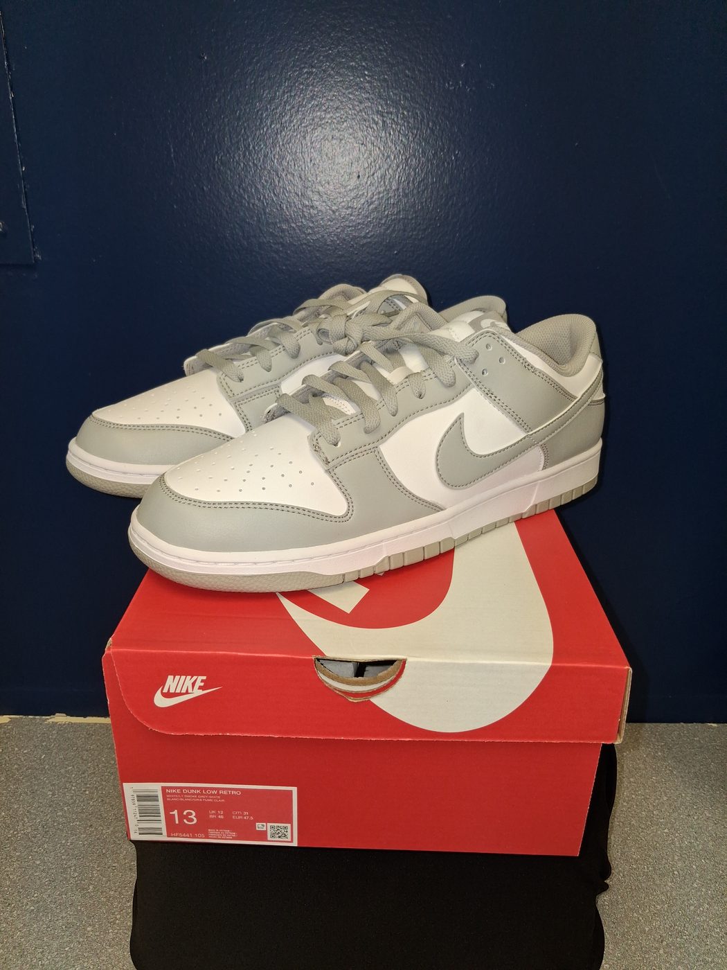 Nike Dunk Low Retro, side