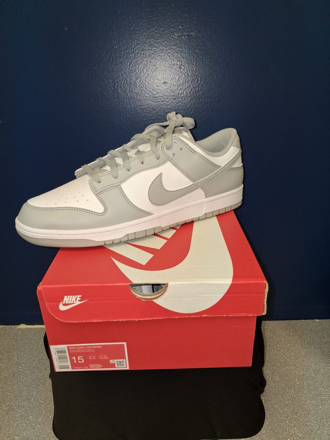 Nike Dunk Low Retro, side