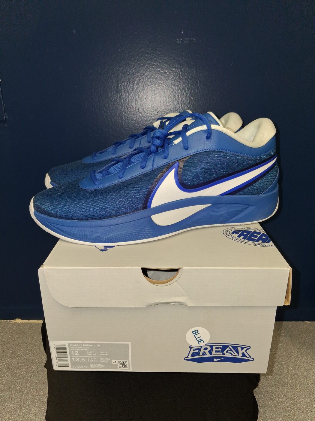 Nike Giannis Freak 6 TB, side