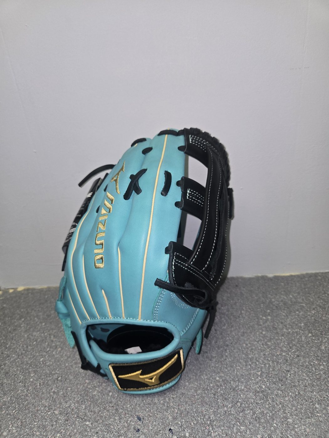 Mizuno MVP Prime 12.75" Glove, back