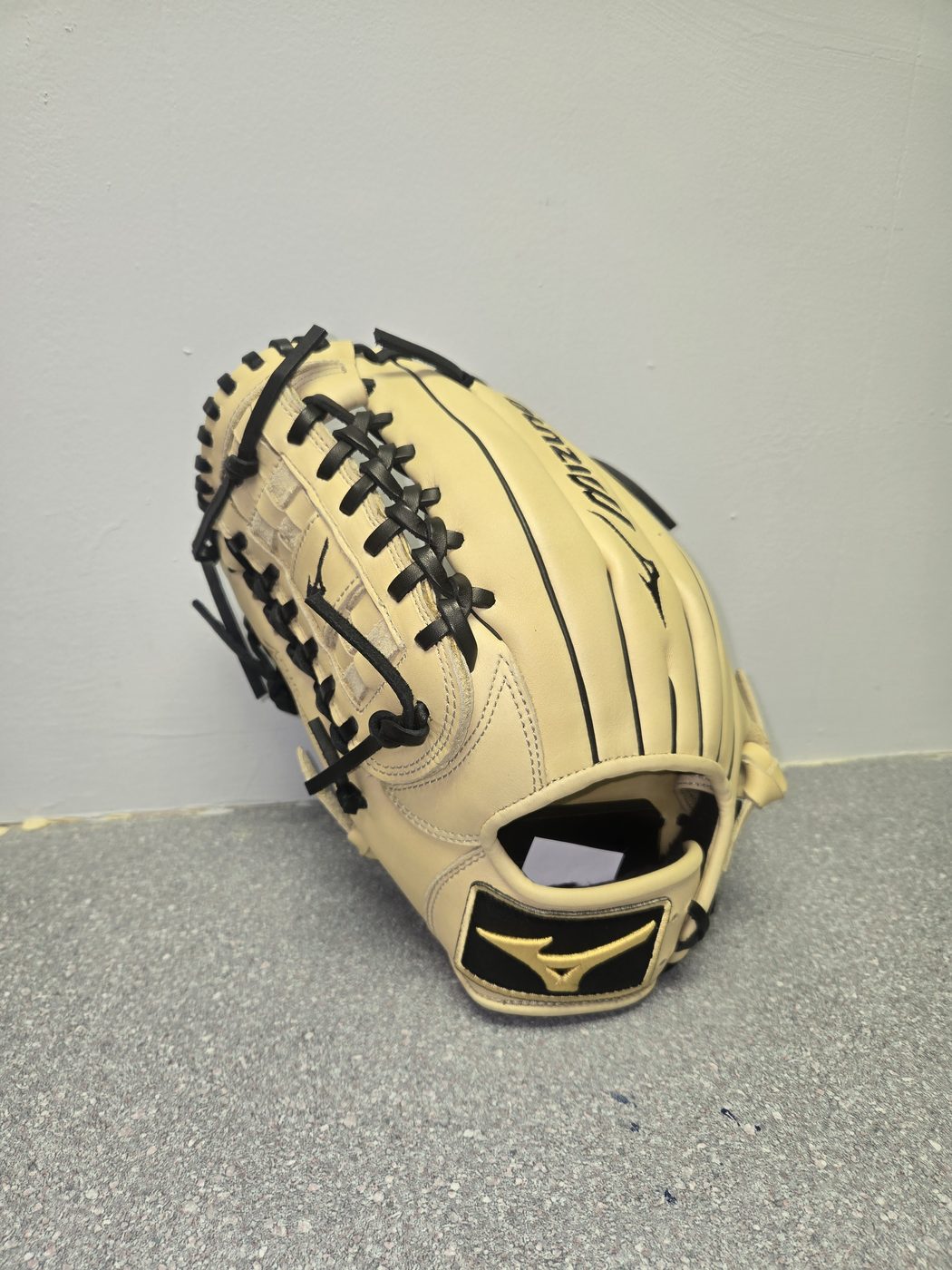 Mizuno MVP Prime 12" Pitcher Glove, back
