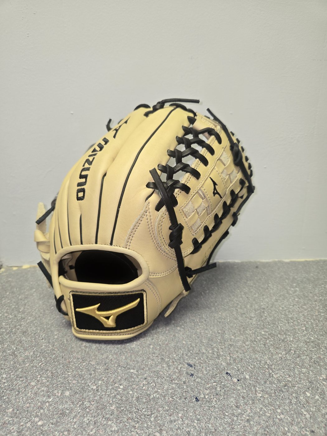 Mizuno MVP Prime 12" Pitcher Glove, back