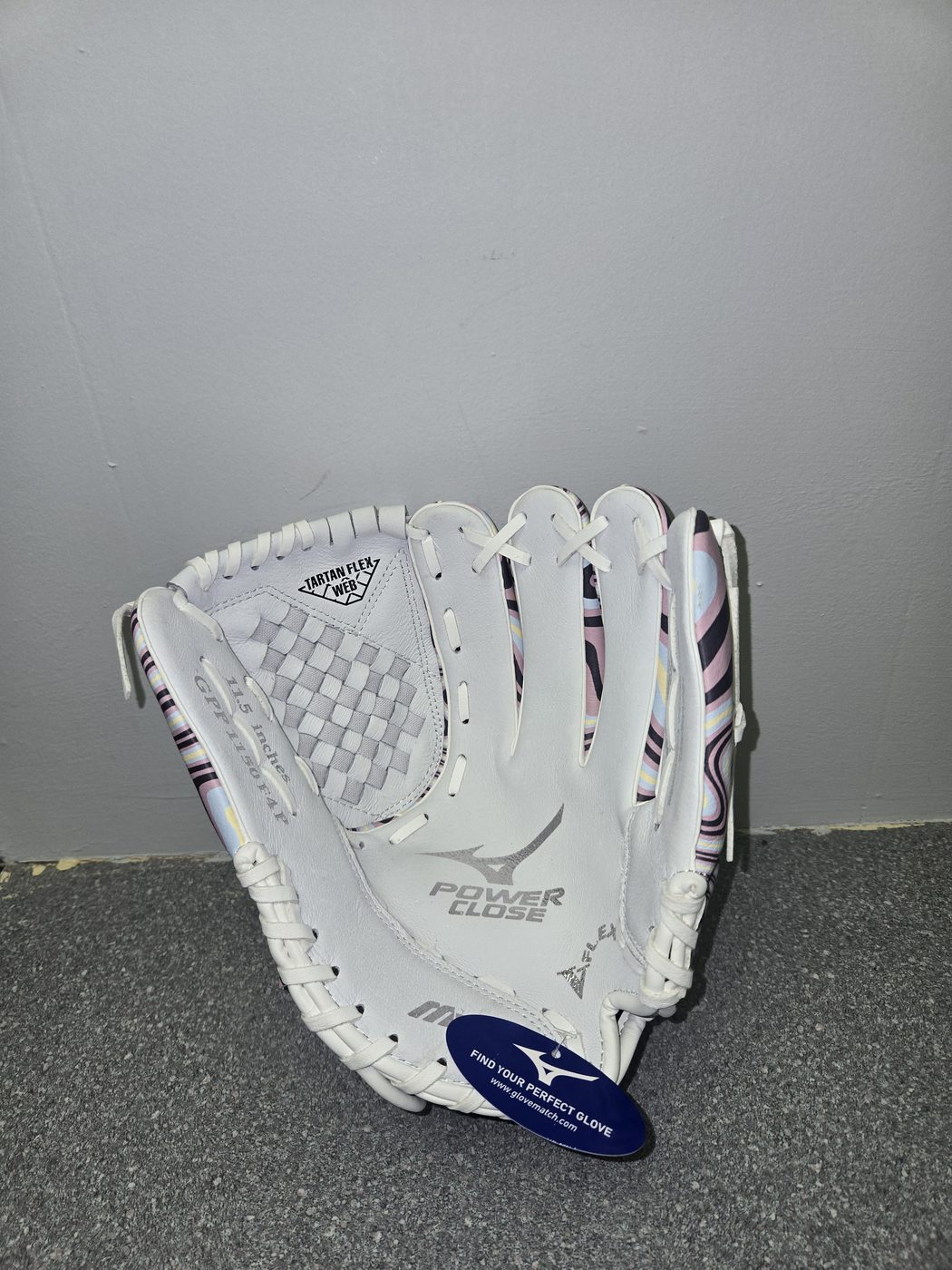 Mizuno Prospect Finch Fastpitch 11.5" Glove, palm