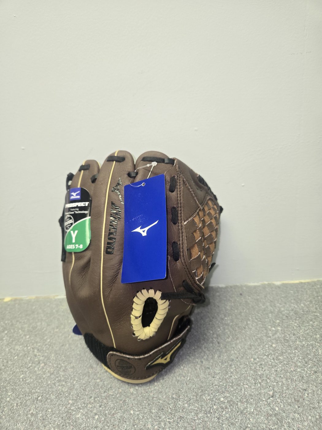 Mizuno Prospect 11" Glove, back